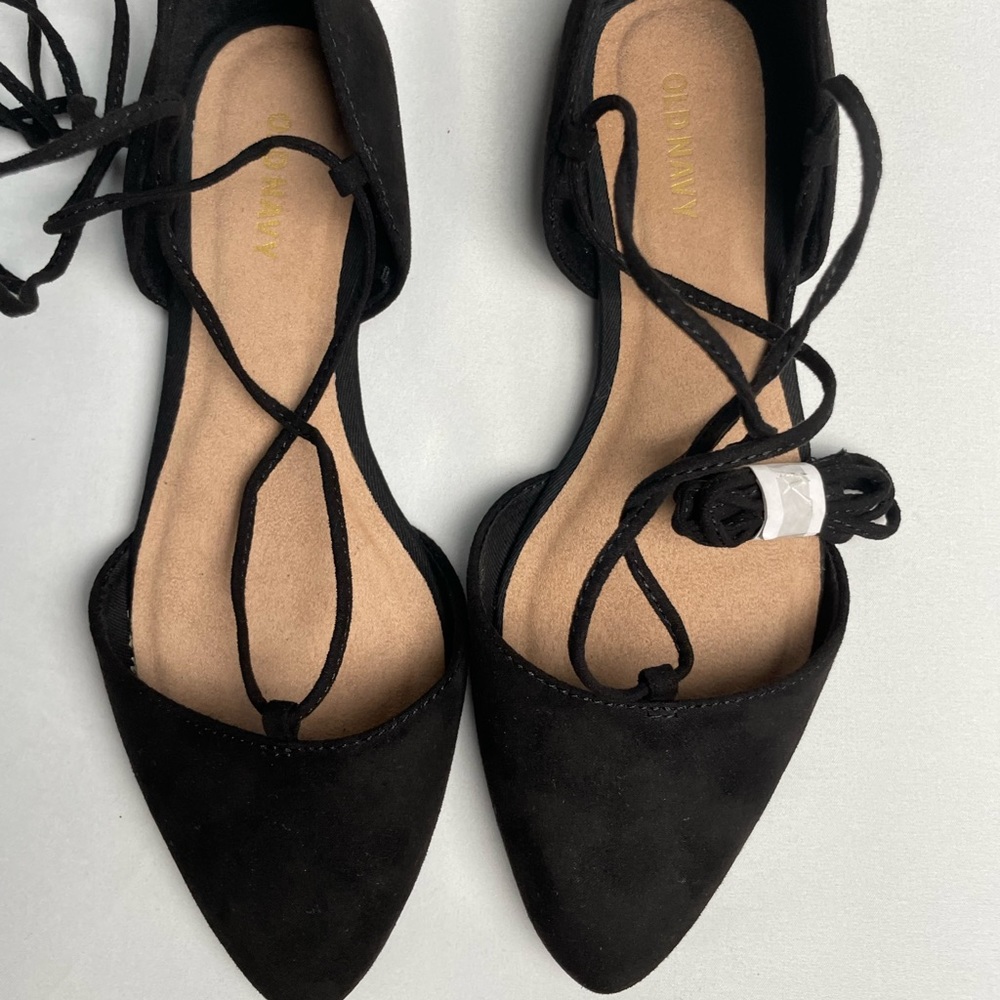 3/$25💥 NEW Old Navy Pointed Toe Ankle Wrap Flats Sz 6 M4 - Picture 7 of 8